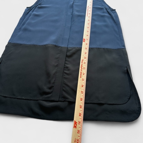 VINCE Tunic Blouse Womens Medium Navy Blue Black 100% Silk Colorblock Sleeveless - Picture 7 of 12